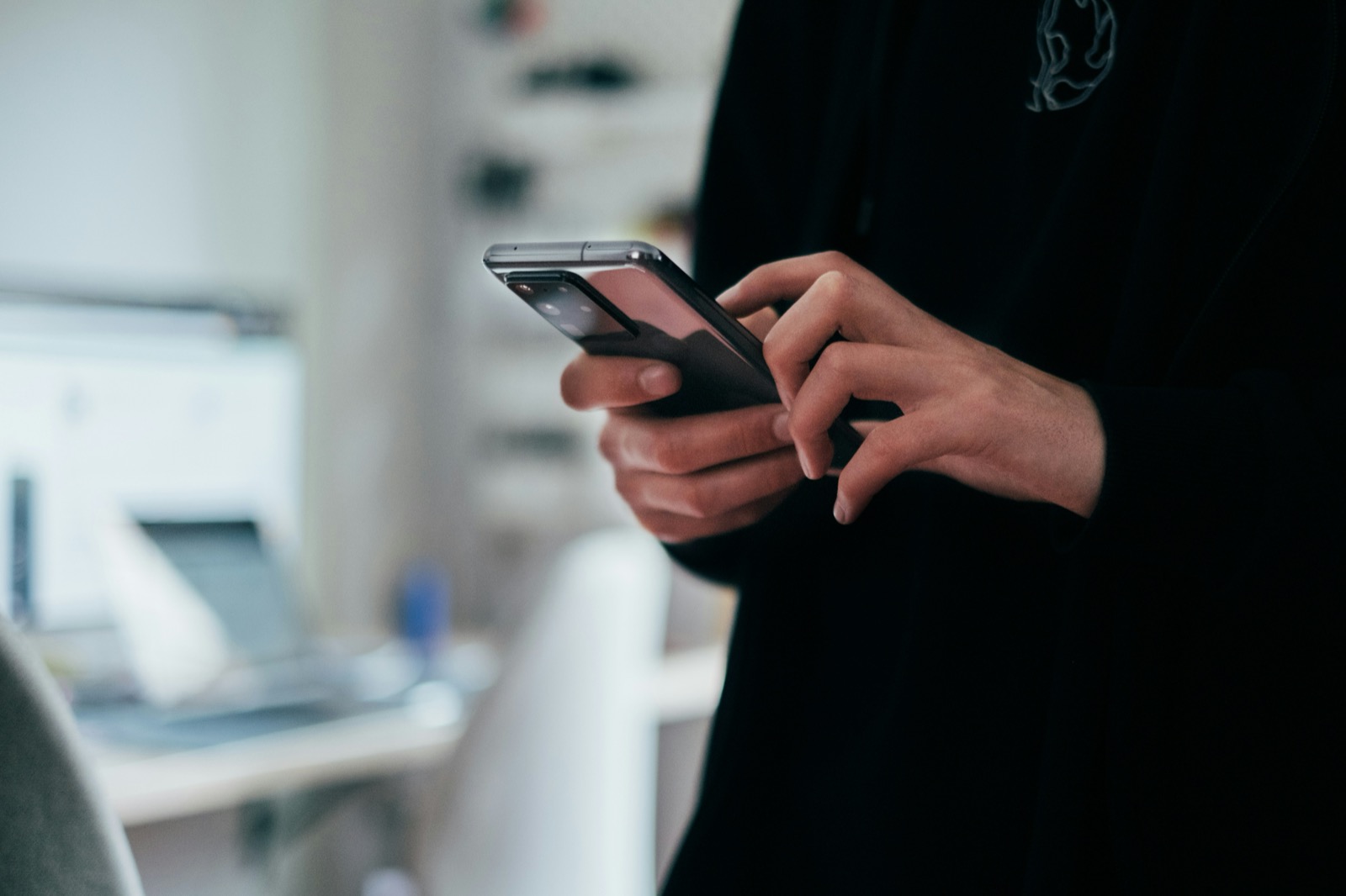 Artikelafbeelding voor: 'Pig butchering'-scams in opmars: zo herken je een crypto-babbeltruc via WhatsApp voordat het te laat is